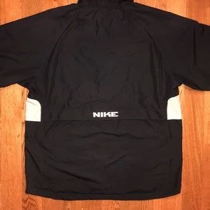 Dope vintage Nike windbreaker / zip up jacket